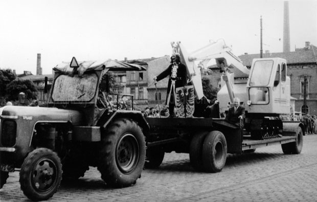 1958-08