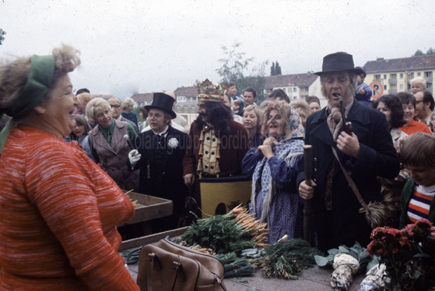 1975_26